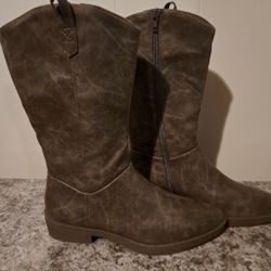 Women’s Boots 