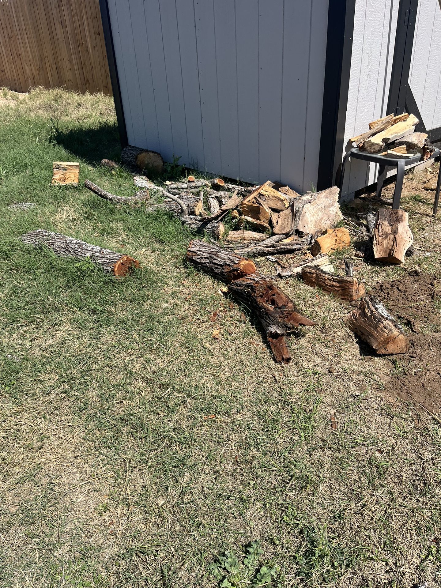 Free Pecan an oak Wood