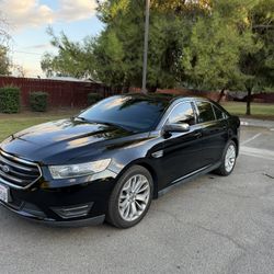 2017 Ford Taurus