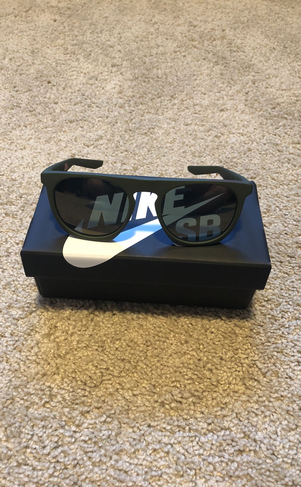 Nike SB Evo 923 Sunglasses w/ Box & Carrying Pouch