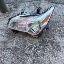 2013 Lexus Gx460 Left Headlight 