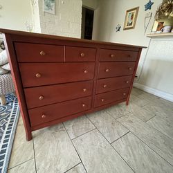 dresser with nine drawers 