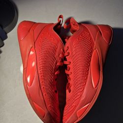 Jordan Luka 1’s University Red 