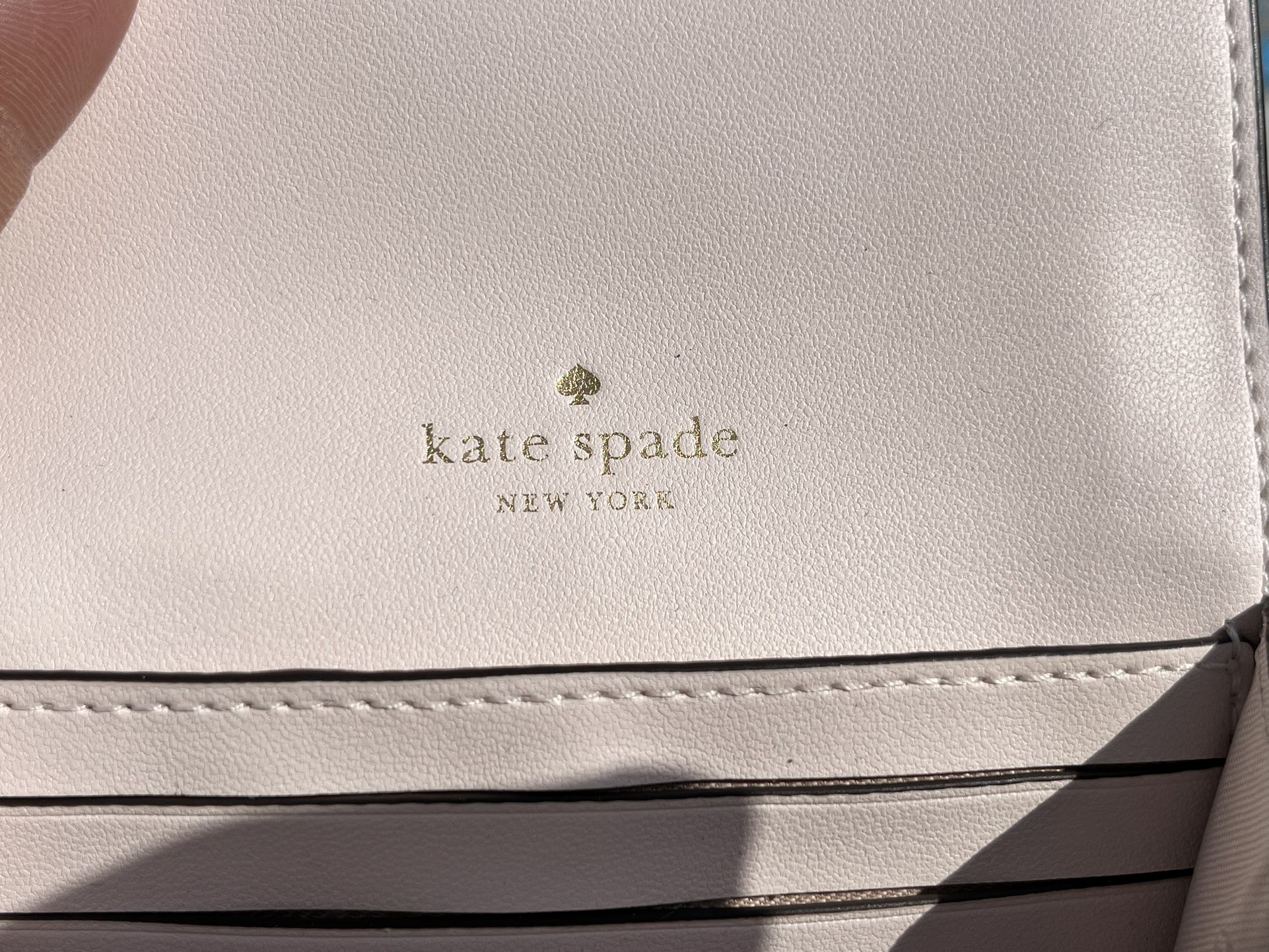 KATE SPADE ♠️ Small Wallet