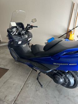 2005 Suzuki Burgman Scooter