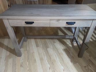 🪵 Modern Wood Desk w/ Built-In Power Outlets & Dual Drawers — Great Condition!