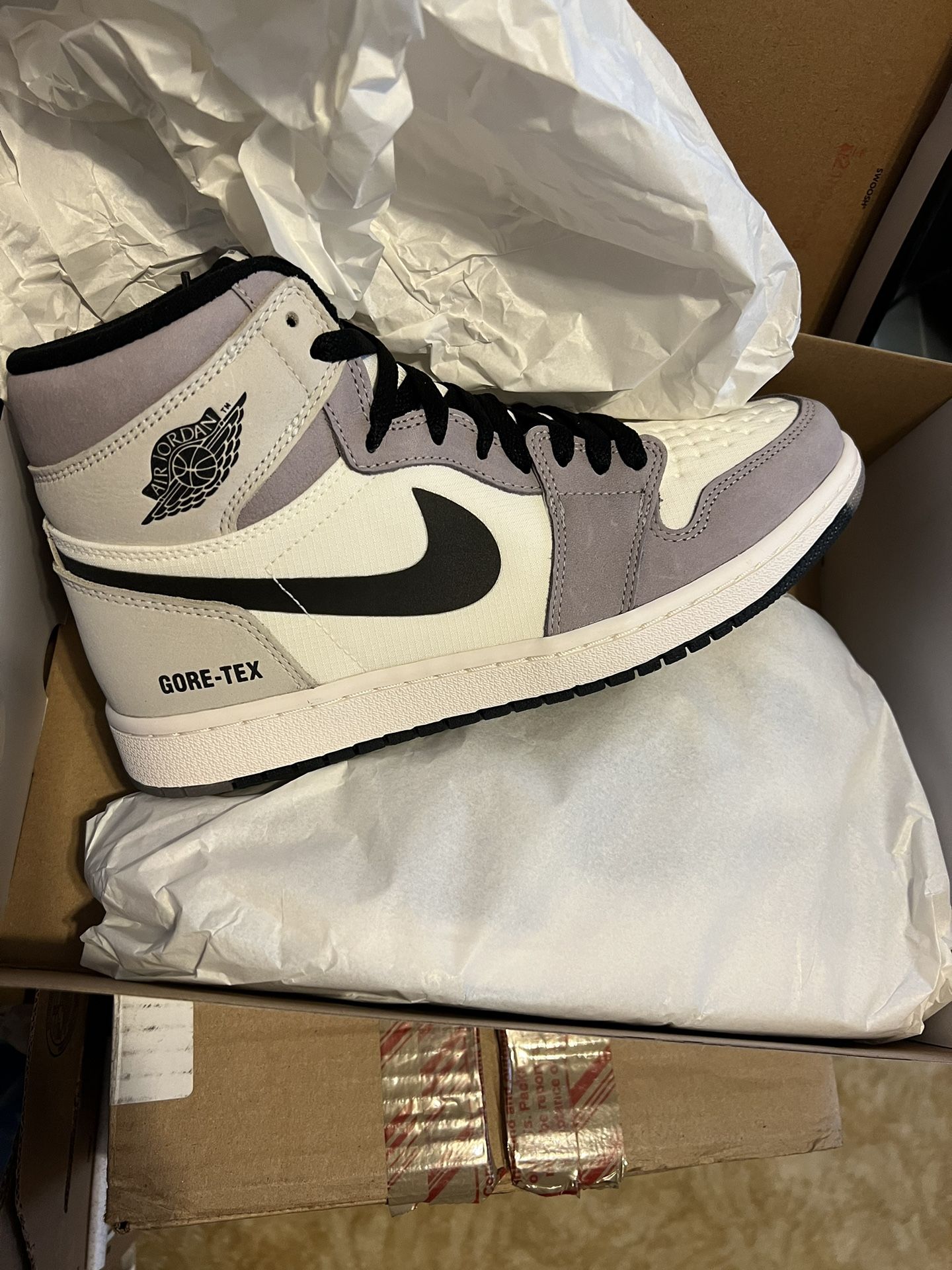 Nike Air Jordan High Element Gore Tex Light Bone