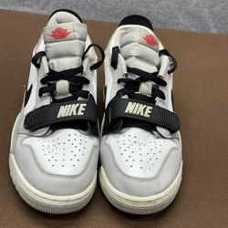Nike Air Jordan Legacy 312 Low CD7069-101 White Black Mens Size 9