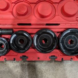 49-16-2695 Milwaukee EXACT 2-1/2" to 4" Knockout Set