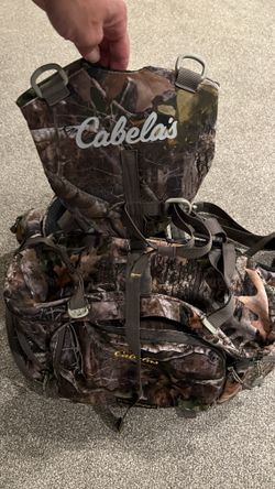 Cabela s Outfitter Series All Day Transporter 1200 Fanny Pack for Sale in Tacoma WA OfferUp