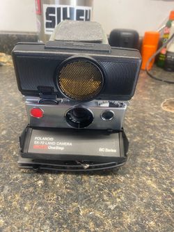 Vintage Polaroid SX-70 Sonar OneStep Camera – Original Box – 1970s