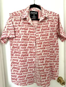 🔥 Rare Coca Cola Button Down Shirt Medium Men 100% Cotton