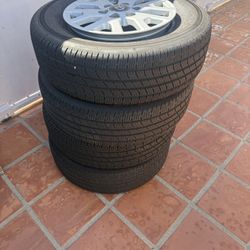 Tires Toyota Tacoma 