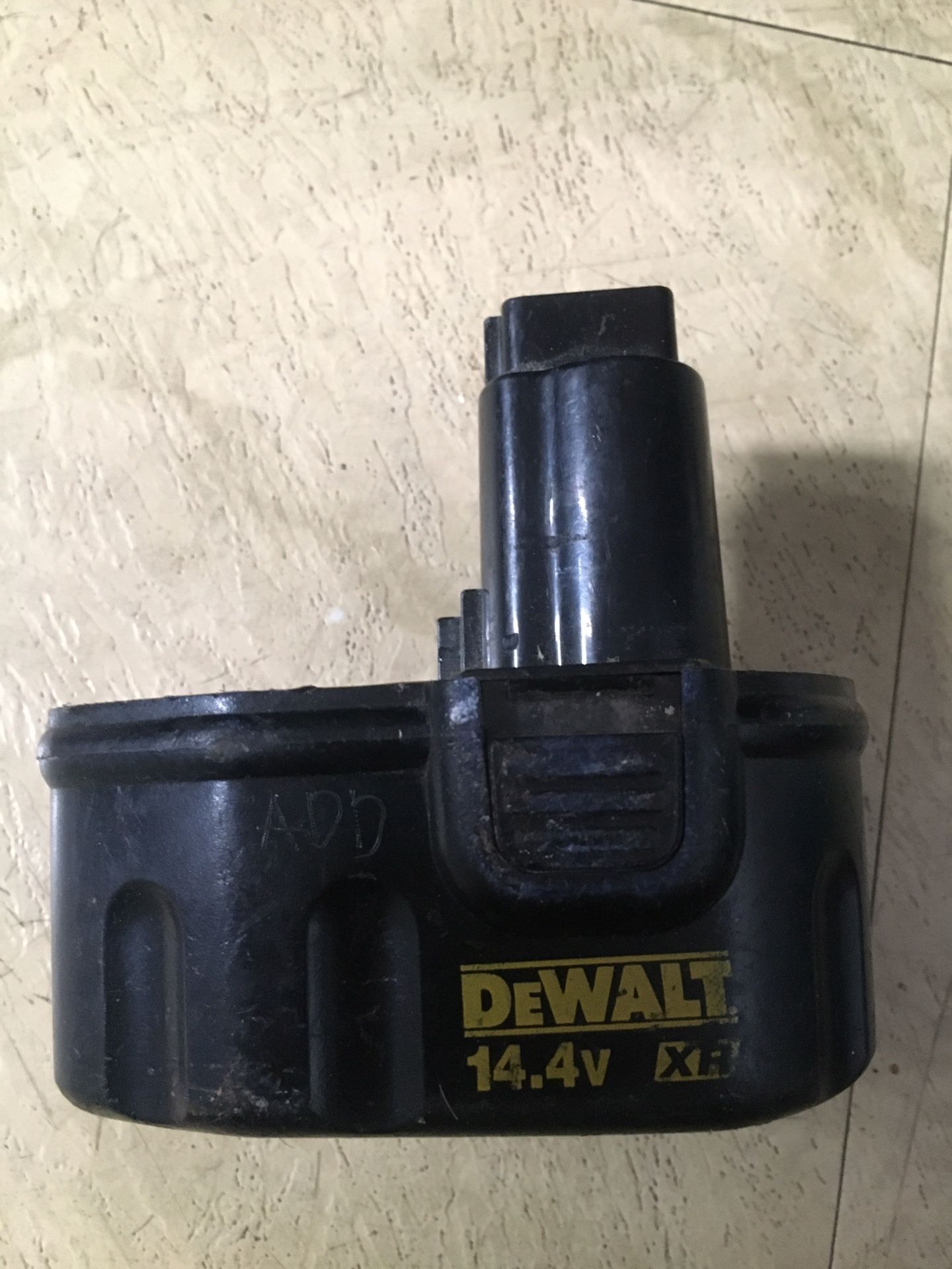 Dewalt 14.4 v