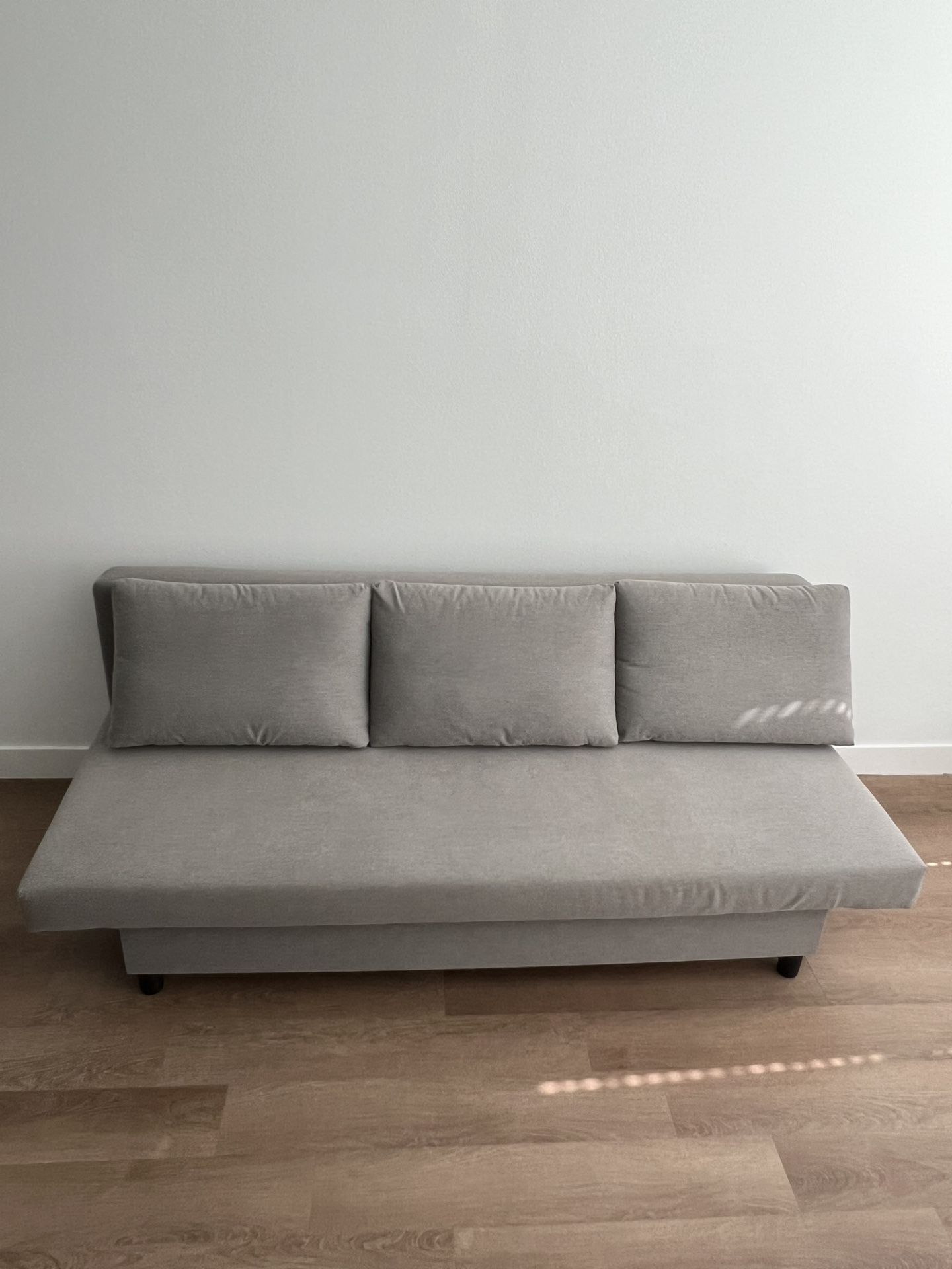 IKEA Alvdalen Sofa / Sofa Bed