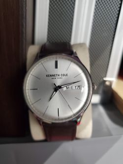 Different Watches Keneeth Kole