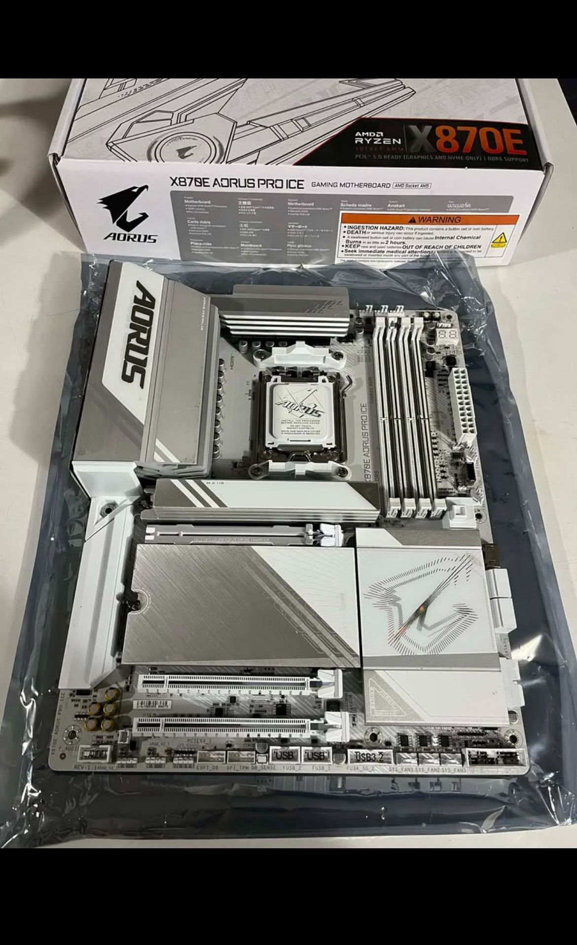 X870 Aorus Pro Ice Am5 Mobo