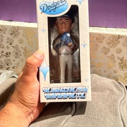 Yoshinobu Yamamoto Los Angeles Dodgers bobblehead SGA 7/2