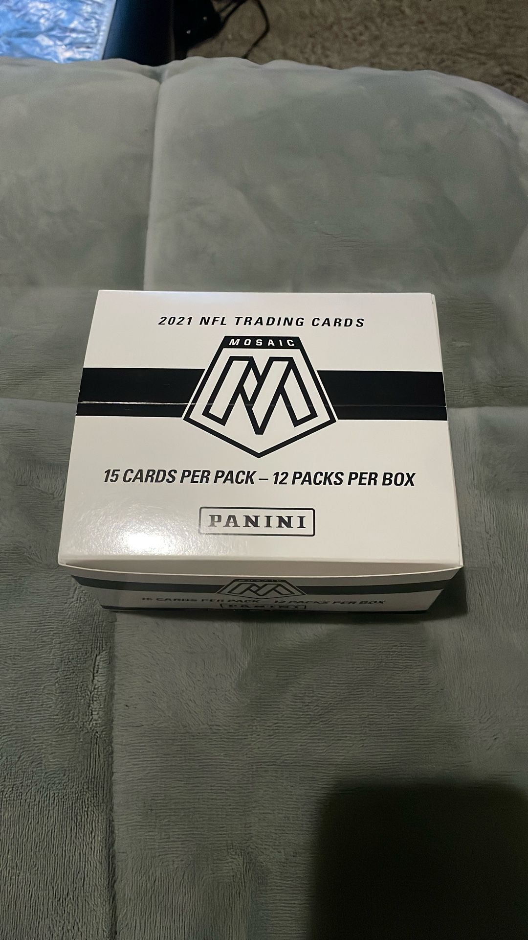 2021 Mosaic Football Cello Box