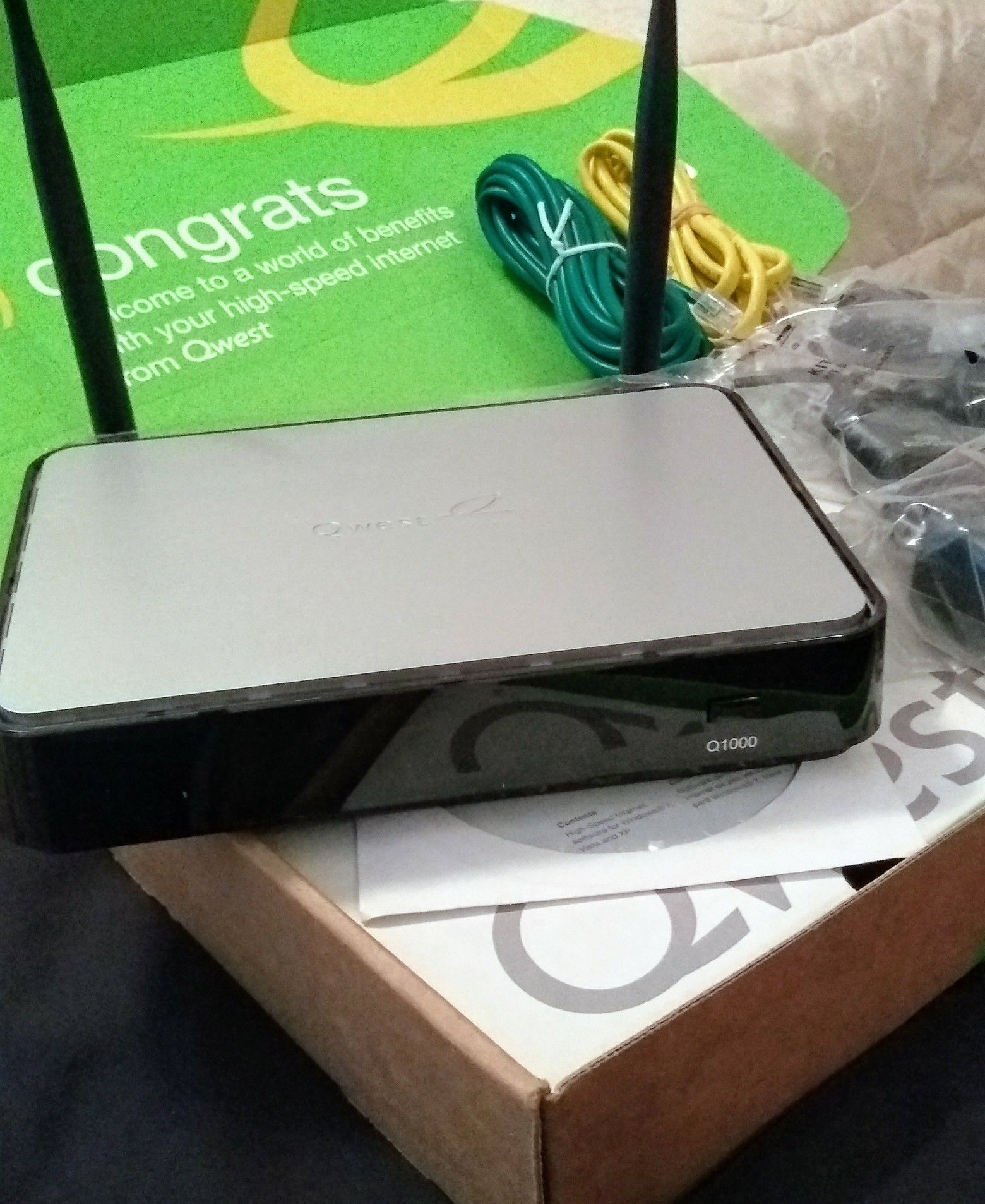 NEW CenturyLink Qwest Q1000 Wireless Modem Router
