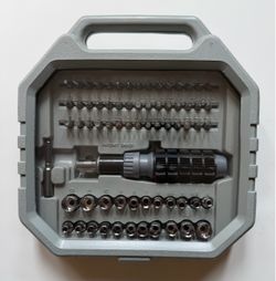 Ratchet Driver and Socket Bit 69-piece Set