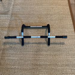 Pull Up Bar