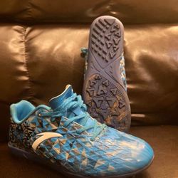 Cleats Size 5
