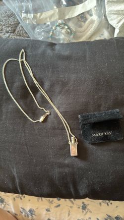 Flask necklace