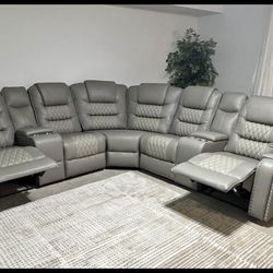GREY RECLINER SECTIONAL 