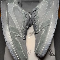 Jordan 1 low Travis Scott