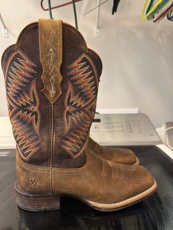 Women’s boots 8 like new