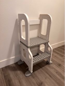 Kids step stool