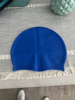 Swimming cap
