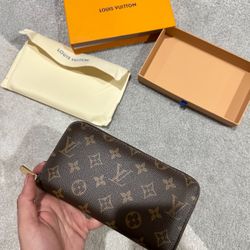Zippy Wallet Louis Vuitton