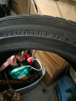 245 40 18 tires