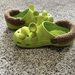 Shrek Crocs Brand New Size 4m/w6