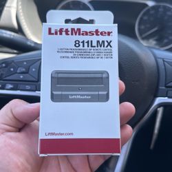 LiftMaster 811LMX