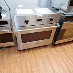 Viking Electric Single Wall Oven 30" 