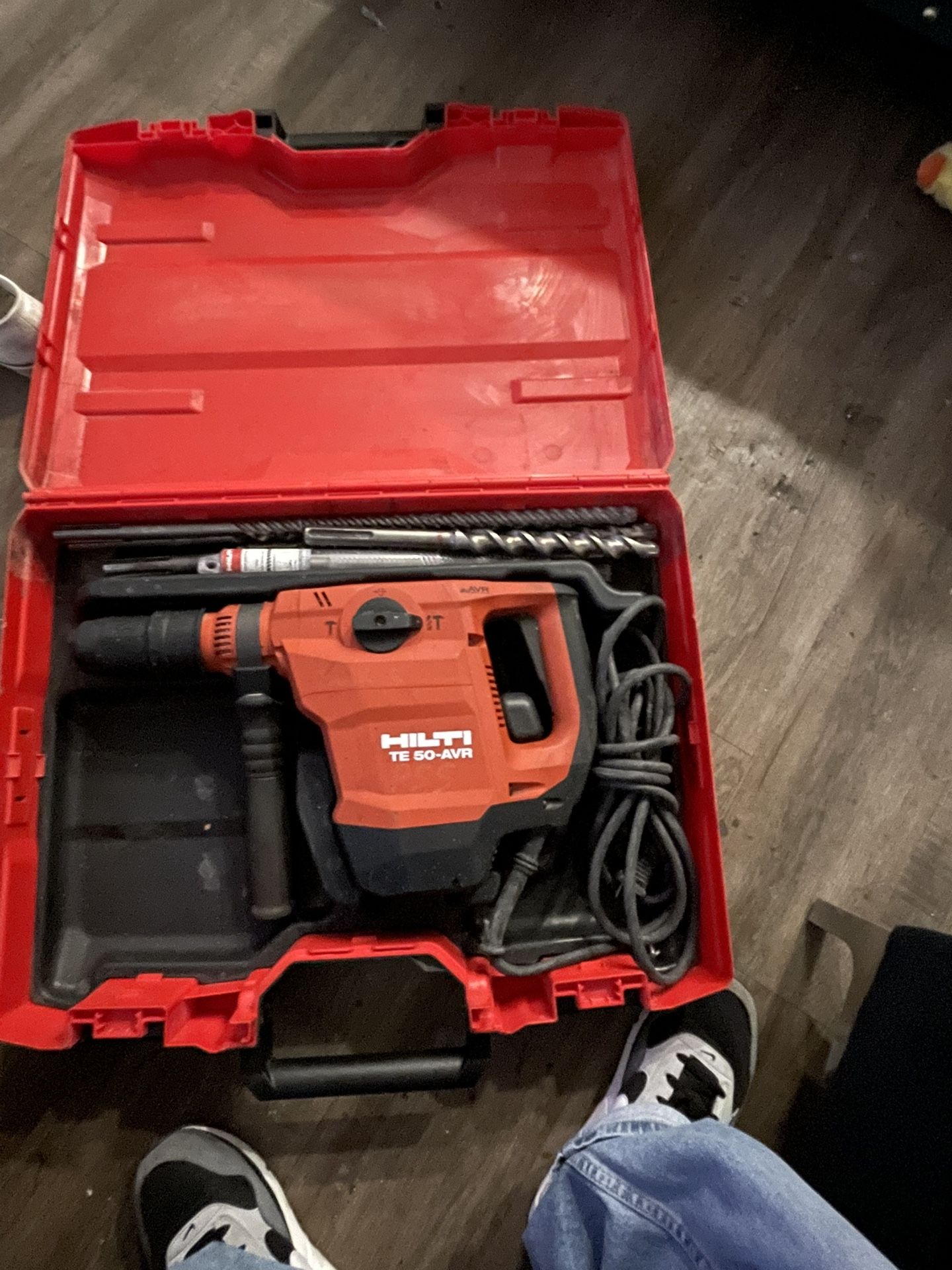HILTI TE 50-AVR Corded Rotary Hammer