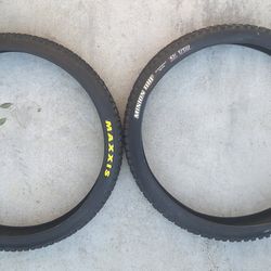 Maxxis minion/aggressor 27.5x2.5 MTB tires