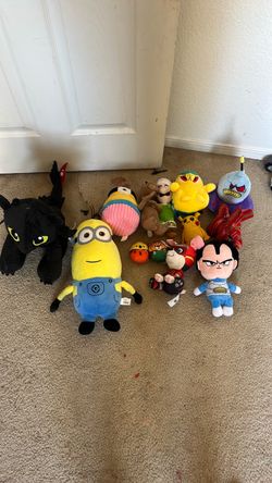 Mixed Lot of Character Stuffed Plush Toys