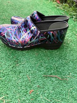 Dansko slip-resistant clogs