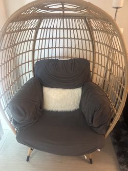 Wicker Egg Chair with Cushions - Indoor Lounge Chair
