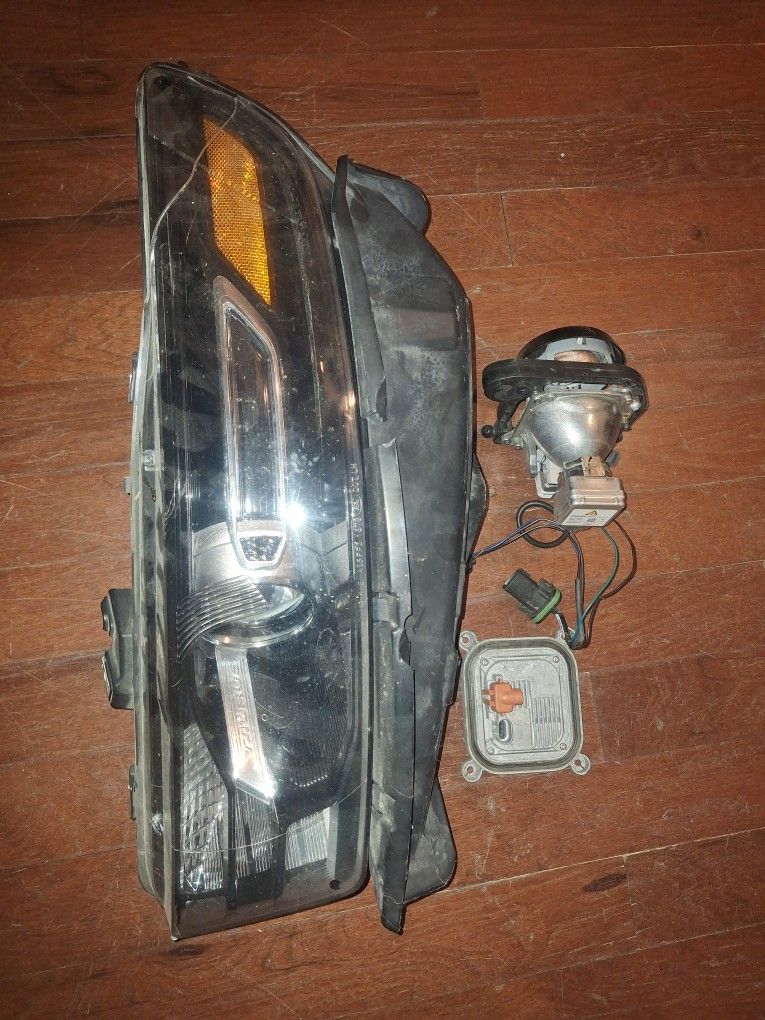 Ford Taurus SHO 13 To 19 Headlight Parts