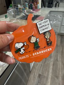 Peanuts x Starbucks Halloween Enamel Pin Set