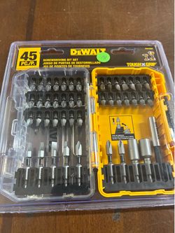 45 pice Dewalt tool set