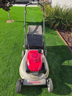 Honda mower