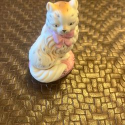 FRANKLIN MINT CURIO CABINET CATS COLLECTION PORCELAIN STAFFORDSHIRE CAT