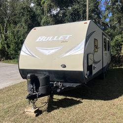 2018 Keystone Bullet Ultra lite M-269 RLS