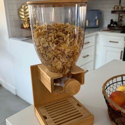 Bamboo cereal holder